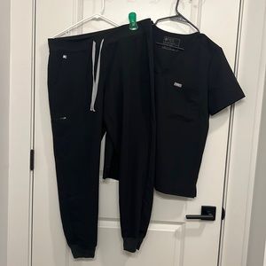 Figs Black Jogger Scrub Set
